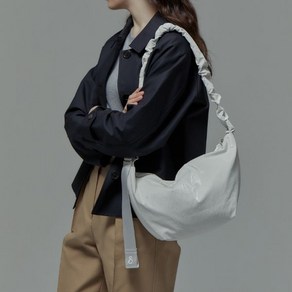 [백화점정품] 조셉앤스테이시 여성 Daily Shiing Bag M Sleek White