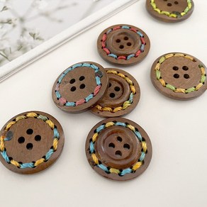 헤세드 DIY) 25mm 카멜브라운 무지개 컬러스티치 우드단추 나무단추 단추부자재- (8개)