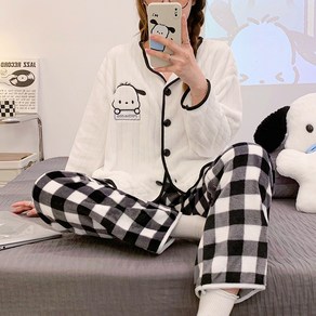 포차코잠옷 겨울 포챠코 수면잠옷 귀여운 캐릭터잠옷 산리오 파자마 pochacco pajama