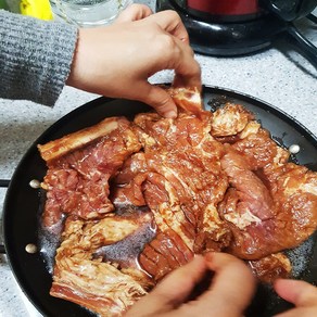 갈비아저씨 국내산 한돈 수제양념 돼지갈비 900g