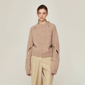 아바몰리 금새록 착용boucle yarn slit detail knit (PINK BEIGE)