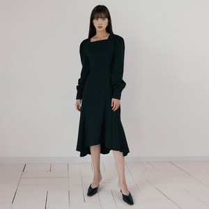 리올그 NUE PUFF SLEEVE SQUARE NECK 원피스