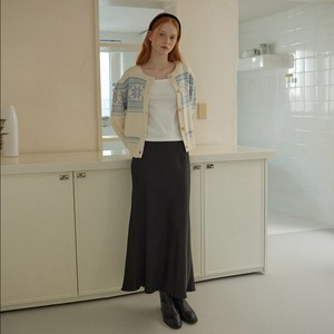 엽페 SATIN LONG SKIRT