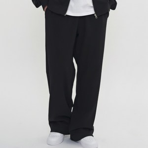 리퀄 세미와이드핏 스웨트팬츠 RRPTPTE38005