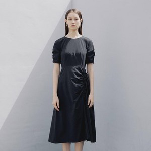 누브 Shirring Midi Dress