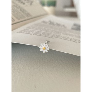 [당일발송/92.5 Silve] Bic daisy flowe piecing