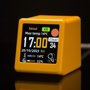 GeekMagic 멋진 선물 WiFi 데스크탑 디지털 스마트 날씨 시계 사진 앨범과 게임 장식, yellow