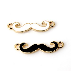 싼비즈 [7459-03]에폭펜던트 콧수염양고리 25x6mm 골드 1개