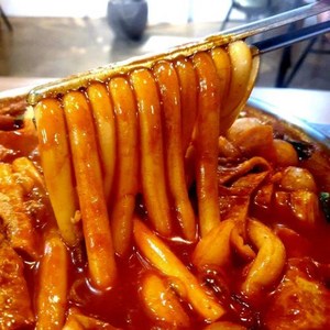 칠구 즉석 떡볶이 수제로 만든 150g 떡볶이소스만 중간맛, 1개