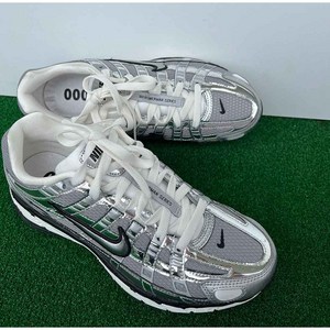 나이키 Nike P6000 메탈릭 실버 CN0149001