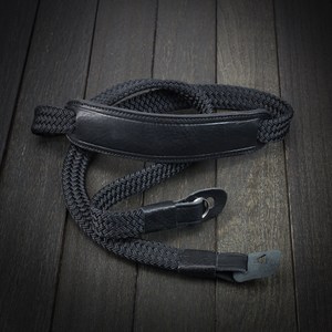 루이지 Luigi's Silky Neck Strap (with Pad) 명품스트랩, 1개, Black&Black