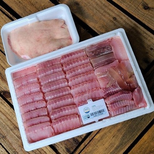 생선톡톡 흑산 홍어 500g + 홍어애, 초장, 1개, 500g 약숙성