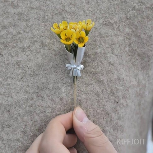 에우셉 꽃꽂이 브로치
