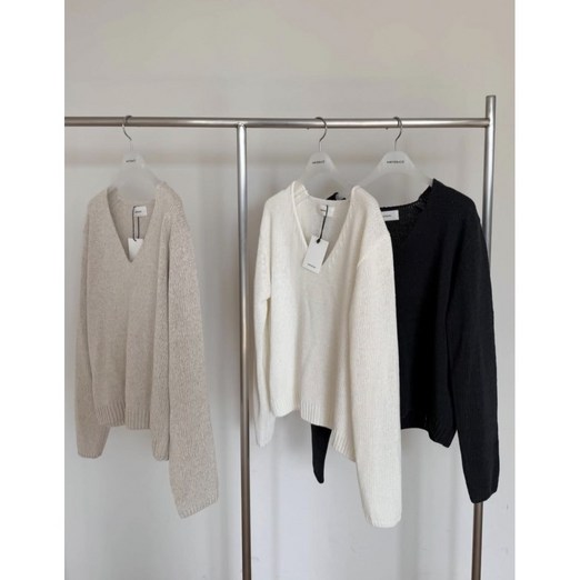 에이미그레이스 히얼 브이 니트