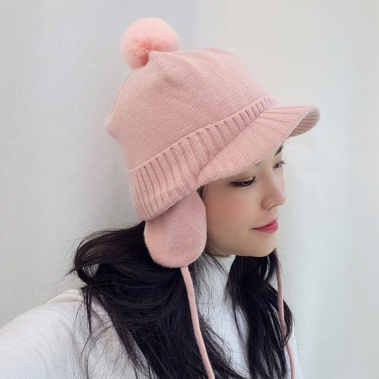 겨울 추위 걱정 끝! 따뜻함과 스타일을 모두 잡는 귀도리 니트 완벽 가이드