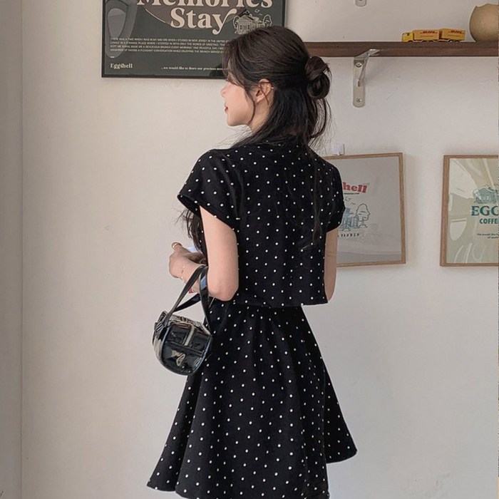 떳다그녀 셀럽 뒷트임 원피스