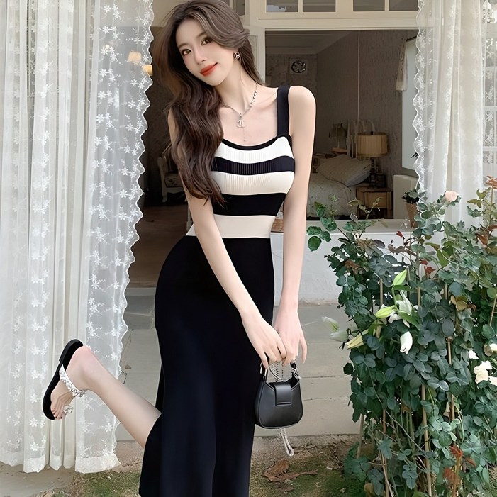 예쁨시전 스트라이프 슬림핏 나시 원피스 예쁨시전 스트라이프 슬림핏 나시 원피스