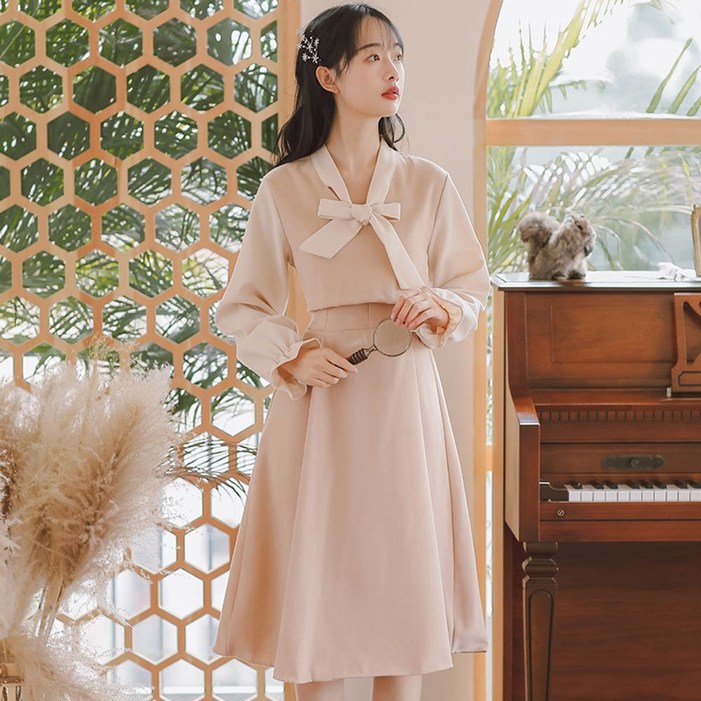 결혼식 상견례 예식장 하객 룩 패션 9 10 11 월 원피스 옷 차림 봄 가을 여자 여성