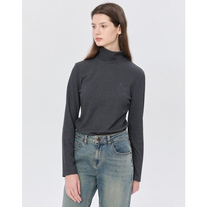 헤지스레이디스 [24FW] [스테디셀러]차콜그레이 로고 자수 골지 하이넥 슬림핏 긴소매 티셔츠 WSTS4D915CG 가을 편한 이너