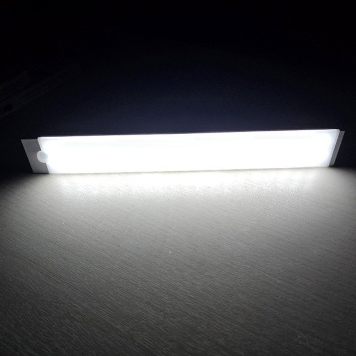 유앤아이 2배 밝기 무선 슬림 센서등