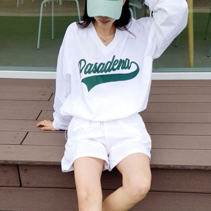 상상그이상 여성용 국내제작 위니상의 시원한 나일론소재 바스락거리는 얇은 여름 맨투맨 편안한 오버핏 레터링 티셔츠 데일리룩