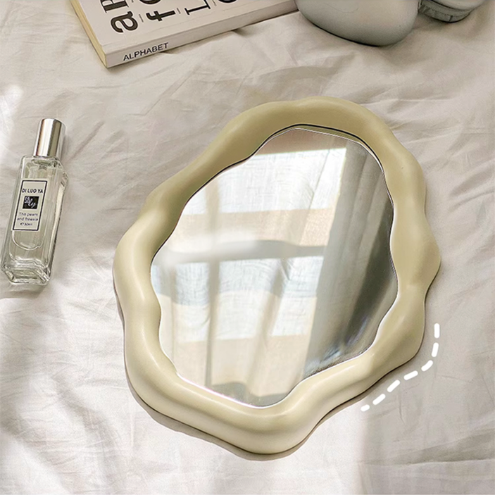 Serom 비정형 디자인 탁상 벽걸이 오브제 인테리어 거울, 버터크림