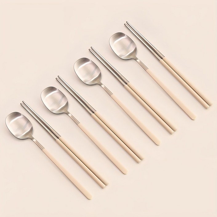 달팽이리빙 퀴진드마망 순수 4인 커트러리