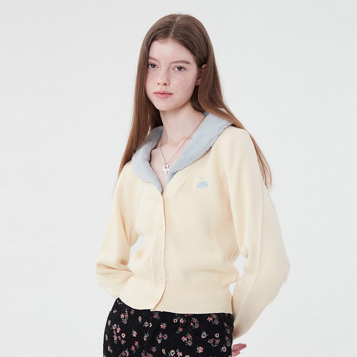 키르시 여성용 SMALL CHERRY CROP CARDIGAN 키르시 여성용 SMALL CHERRY CROP CARDIGAN