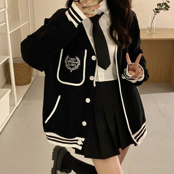 퀸앤조이 스쿨룩 배색라인 캐주얼 가디건