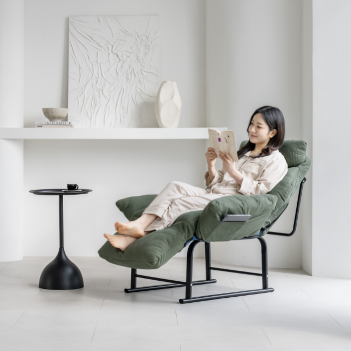 세레루나 1인 무중력 리클라이너 안락 수유 의자, 올리브