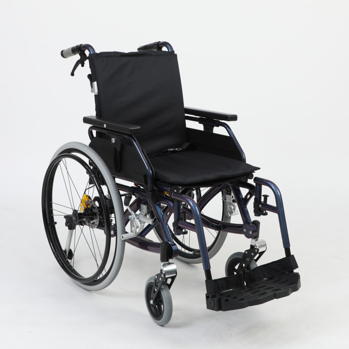 대세엠케어 전후방 서스펜션장착 편안한 주행 고급 휠체어 노인 장애인 환자용