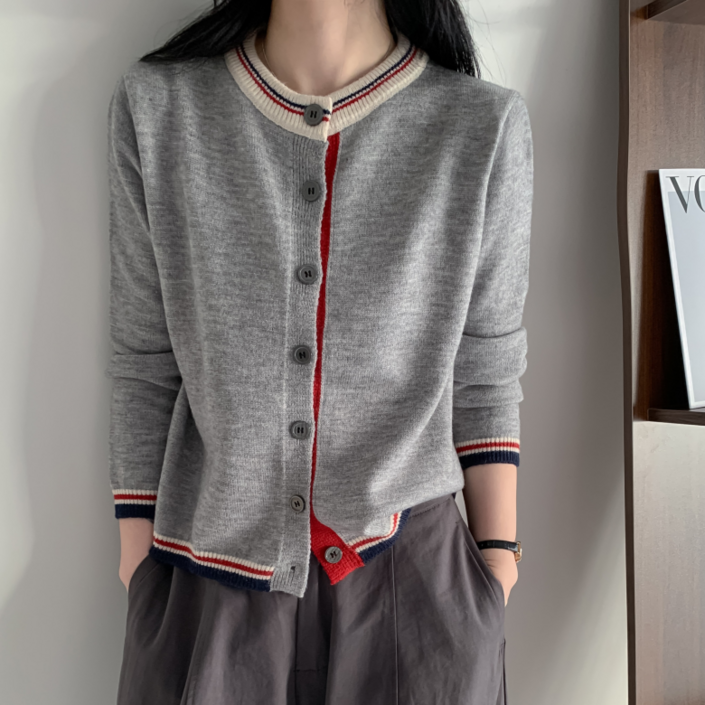 르코앤드라코 여성 소프트 라운드넥 니트 가디건