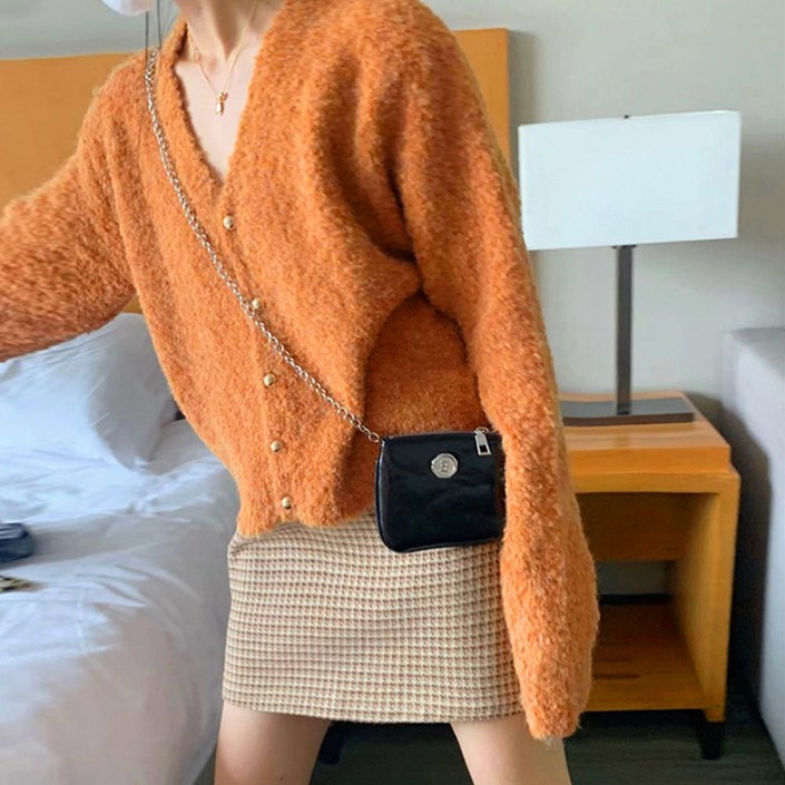 메이킹유 긴팔 니트 부클 브이넥 WA92691마리가디건