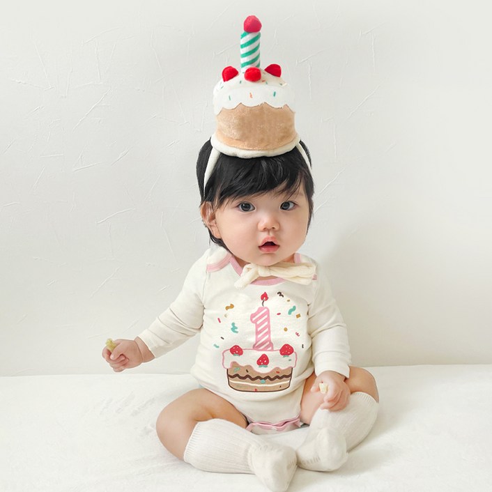 ikii 유아용 첫돌 기념 생일 축하 선물 바디수트 + 케이크 모자 세트 긴팔 선물포장 + 쇼핑백