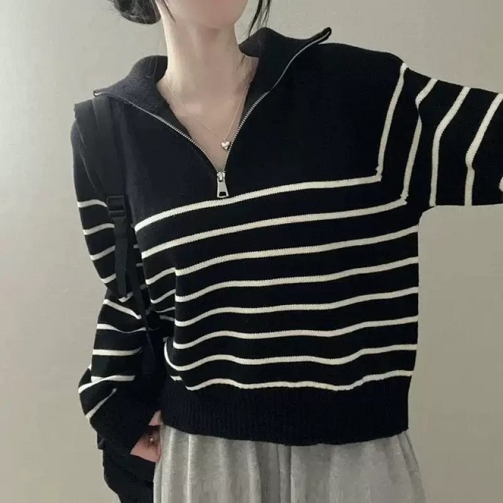 휠렉스 여성 반집업 니트 스트라이프 패션 티셔츠 JT426