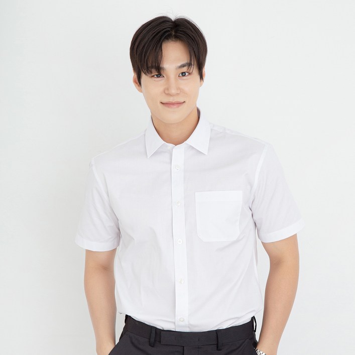 캐럿 남성용 레귤러핏 반팔 드레스 와이셔츠 캐럿 남성용 레귤러핏 반팔 드레스 와이셔츠