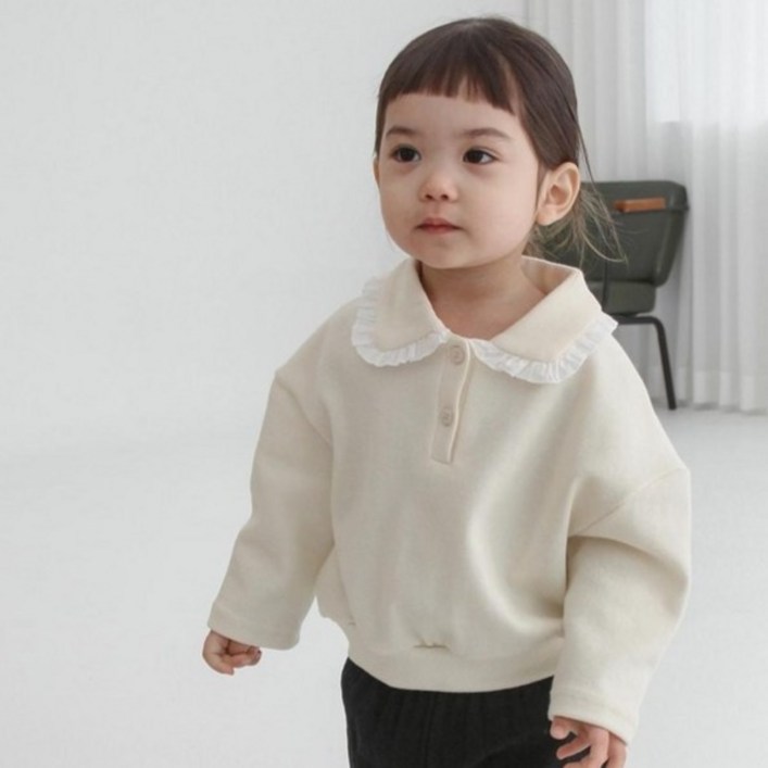 베베나인 프릴 카라 맨투맨