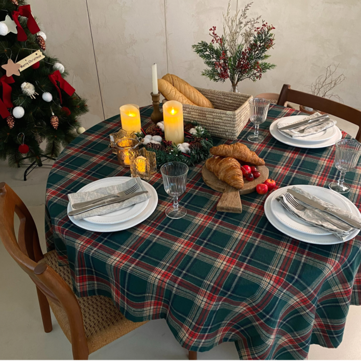 크리스마스 테이블보 키친크로스 홈파티 연말파티 테이블셋팅 식탁보 2인 4인 6인, 140X140