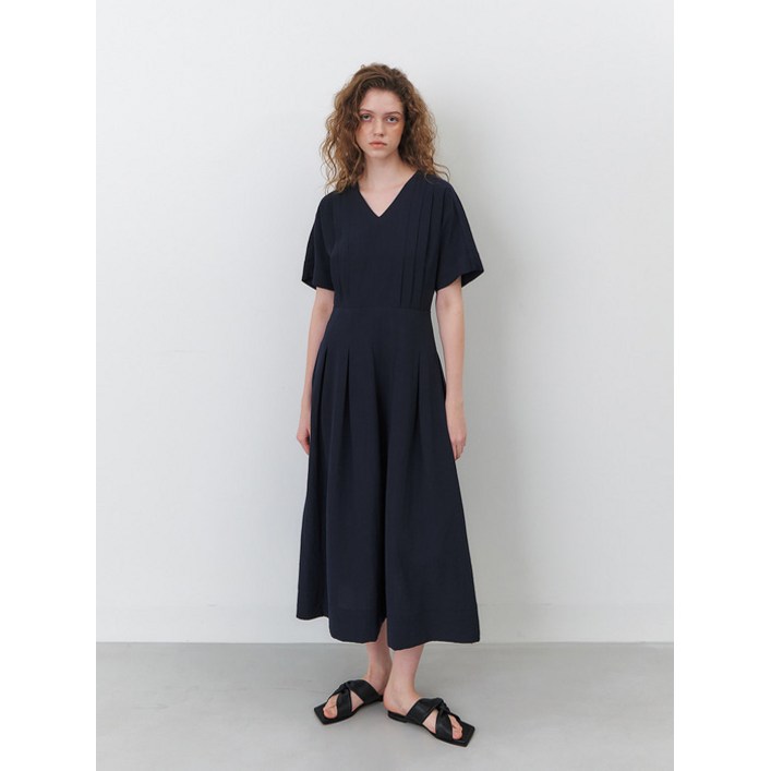 모한 RTR V-NECK TUCK DRESS_2COLORS