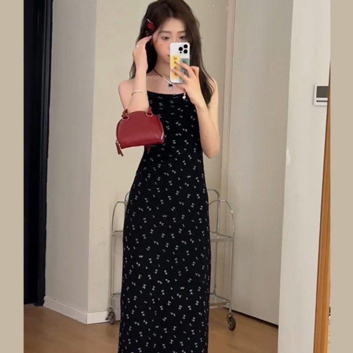 에잇닷투 여성 플라워 나시 A라인 플레어 끈조절 롱 원피스