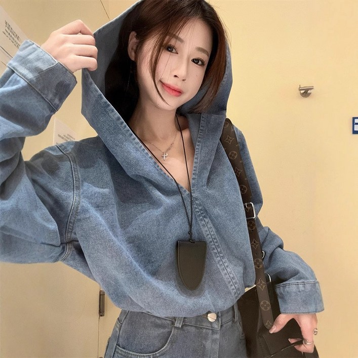 POMTOR 봄가을 여성 캐주얼 크롭 후드티 루즈핏 데님 맨투맨 데일리룩