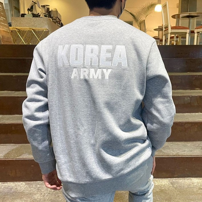 헤세드 고급자수 로카 맨투맨 ROKA 세트  전체자수  기모 겨울 군인 군대 군용 상의 하의 바지 팬츠 로카티 티셔츠 트레이닝세트