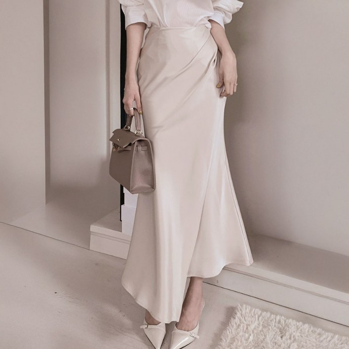 떳다그녀 루미에르 새틴 랩 머메이드 인어라인 치마 샤틴 옆지퍼 하객룩 오피스룩 샤이닝 롱스커트