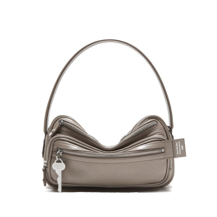 아크네 스튜디오 카메로 스몰 숄더 백