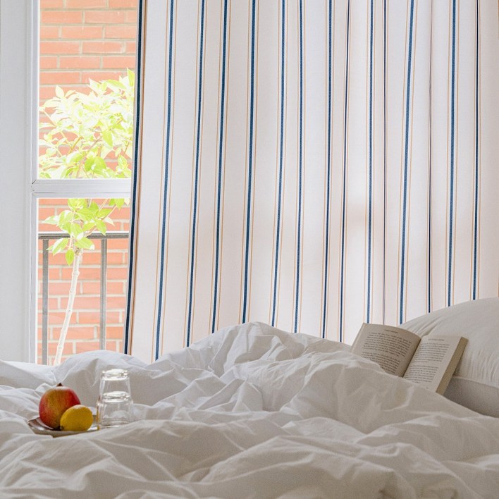 모던 스트라이프 먼지없는 화이트 암막커튼 2장세트