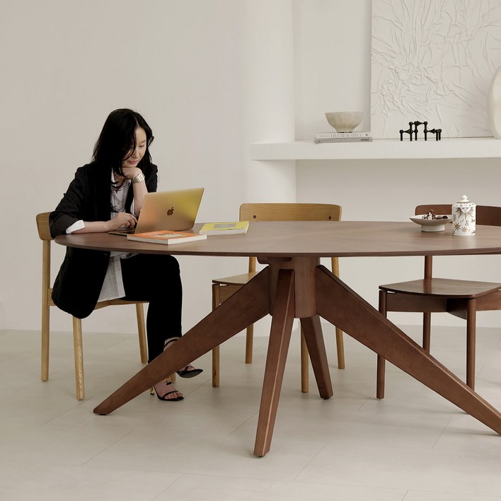 반타 1724 월넛 원목 타원형 식탁 테이블, 월넛, 8인용