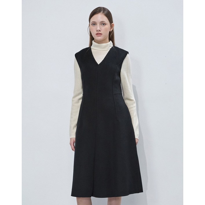 레노마레이디 더레노마 민소매 브이넥 원피스 -R2F41HOP010 591170