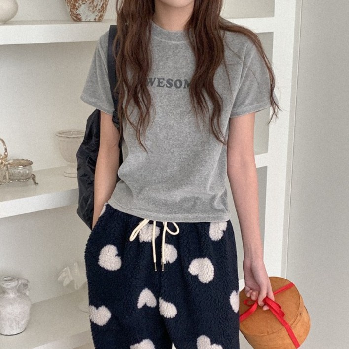 아리에 벨로아 레터링 반팔티