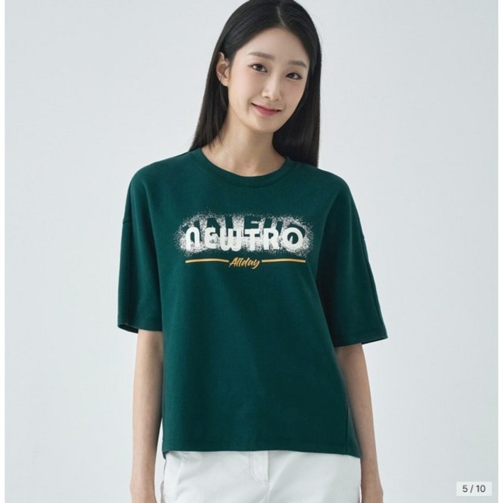 지센 파격할인 여성 프린팅 라운드 반팔 티셔츠색상2종 지센 파격할인 여성 프린팅 라운드 반팔 티셔츠색상2종