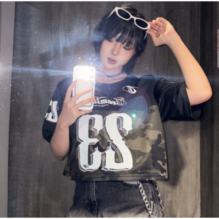 서울스트릿 스트릿 카모플라주 레터링 크롭 프리사이즈 여성져지티